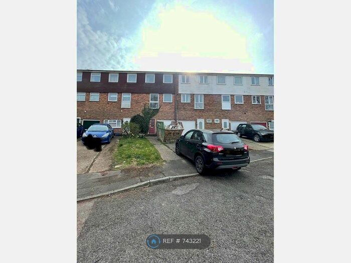 3 Bedroom Terraced House To Rent In High Trees Close, Willesborough, Ashford, TN24