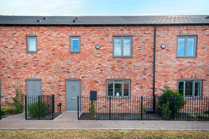 3 Bedroom Terraced House For Sale In Fieldview Gardens, Torworth, DN22