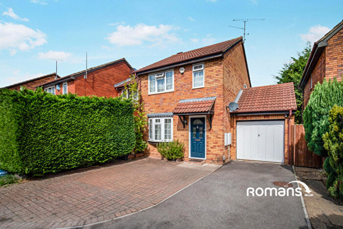 3 Bedroom House To Rent In Laburnum Road, Winnersh, Wokingham, RG41