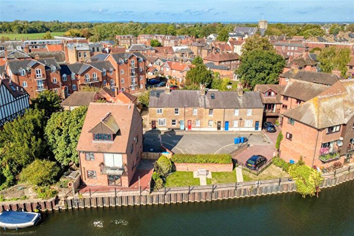 2 Bedroom Terraced House For Sale In King Stable Street, Eton, Windsor, Berkshire, SL4