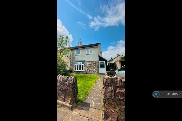 3 Bedroom Semi-Detached House To Rent In Bedale Drive, Leicester, LE4