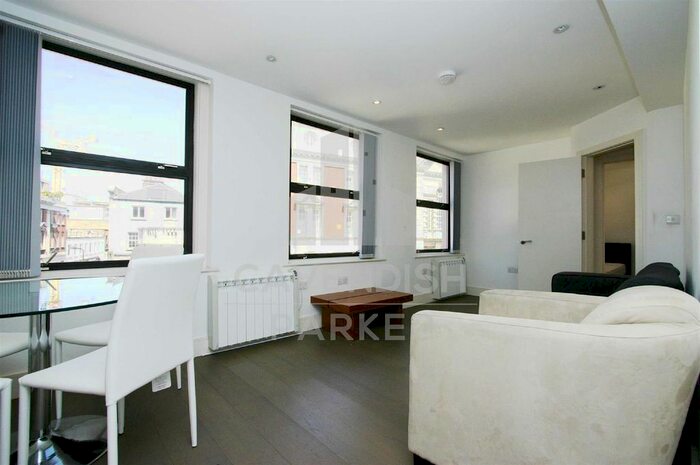 2 Bedroom Flat To Rent In Old Street, Old Street, London, EC1V