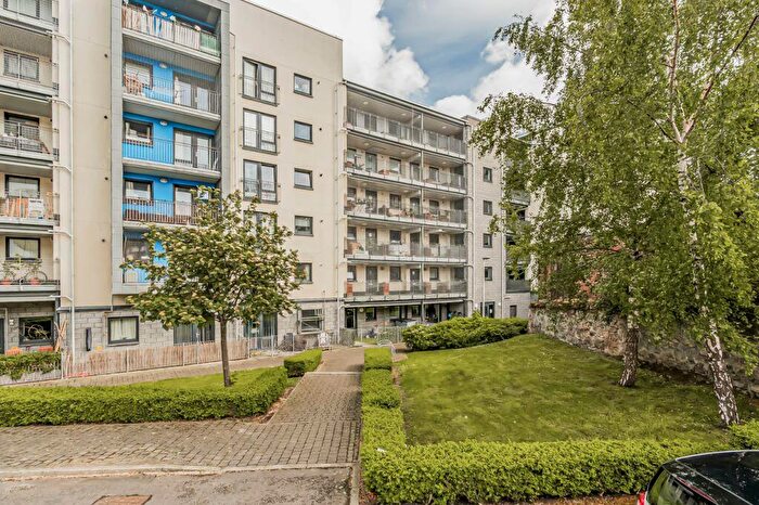 2 Bedroom Flat For Sale In Lochend Butterfly Way, Edinburgh, EH7