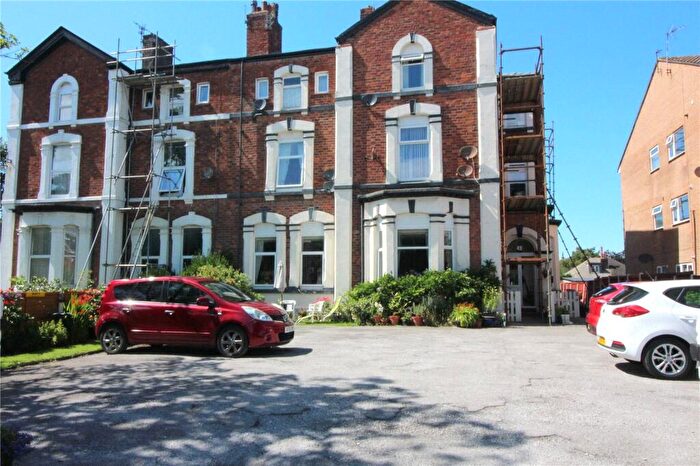 2 Bedroom Flat For Sale In Queens Road, Southport, Merseyside, PR9