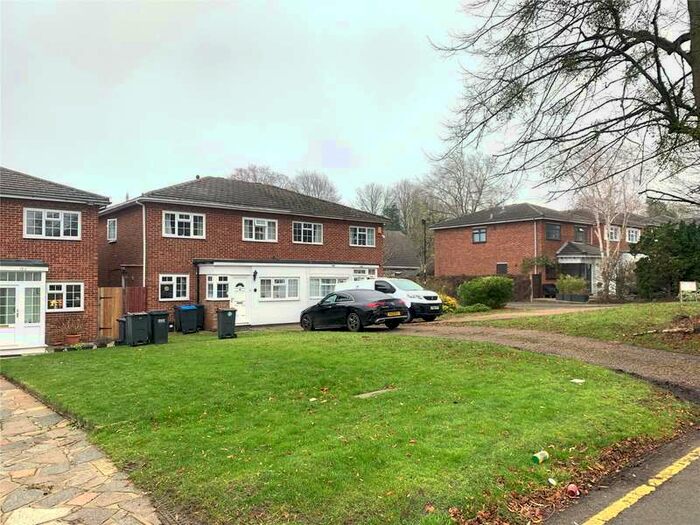 3 Bedroom Semi-Detached House To Rent In Radcliffe Road, Croydon, Surrey, CR0