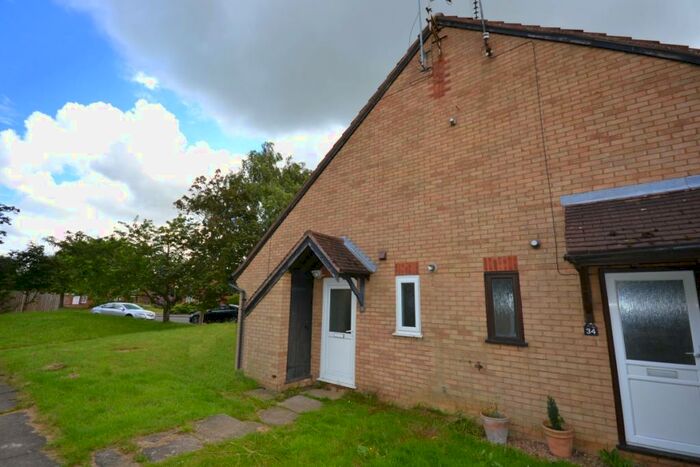 1 Bedroom House To Rent In Weggs Farm Road, Northampton, NN5