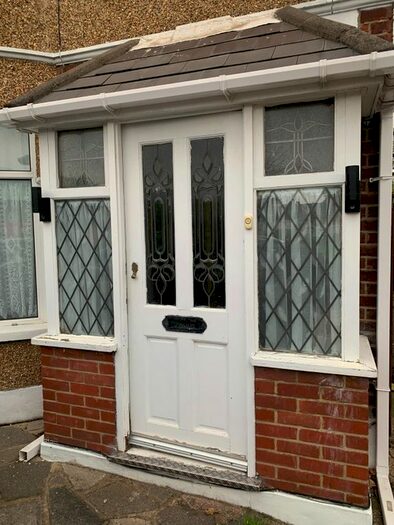 3 Bedroom Semi-Detached House To Rent In St. Lukes Road, Southend-On-Sea, SS2