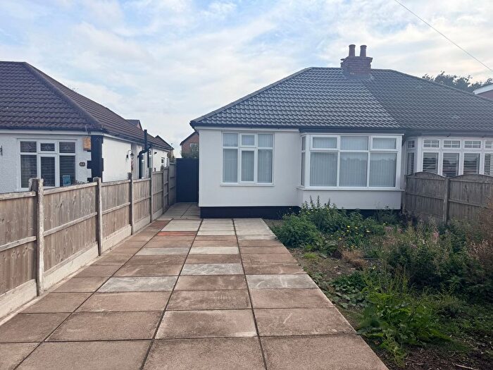 2 Bedroom Semi Detached Bungalow To Rent In Liverpool Road, Lydiate, L31