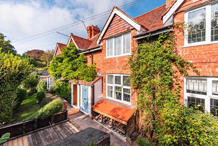 2 Bedroom Terraced House For Sale In School Hill, Findon, BN14