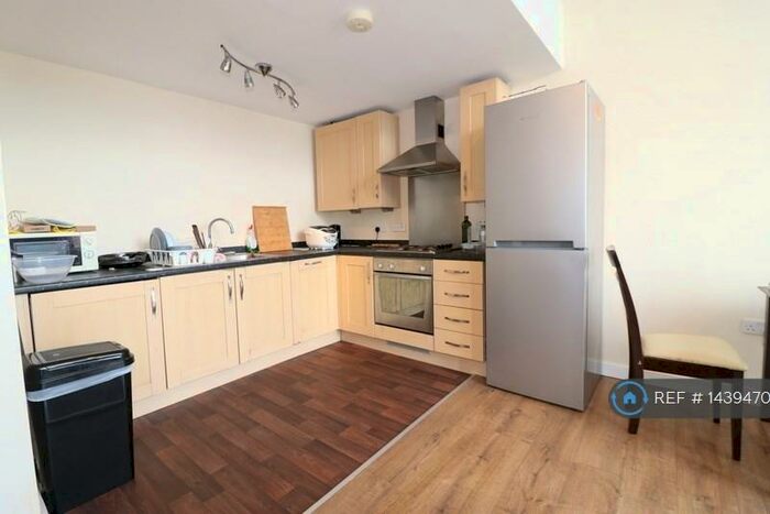 2 Bedroom Flat To Rent In Beauchamp House, Coventry, CV1