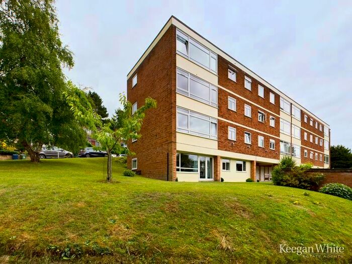 2 Bedroom Flat To Rent In Green Hill Gate, High Wycombe, HP13