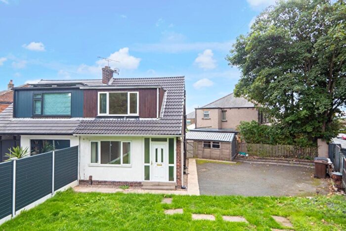 House To Rent In Daleside Close, Pudsey, LS28