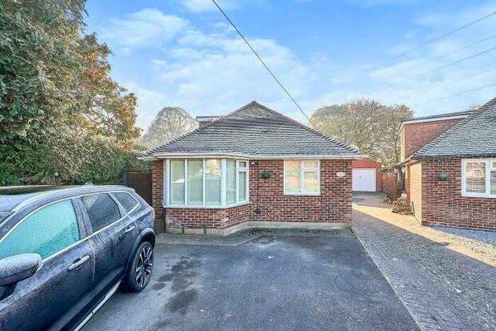 4 Bedroom Bungalow To Rent In Winern Glebe, West Byfleet, KT14