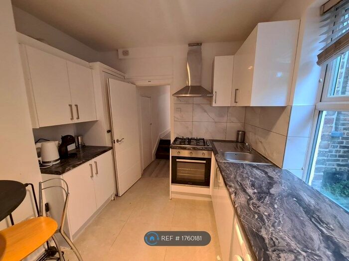 1 Bedroom Flat To Rent In Upton Road, Thornton Heath, CR7