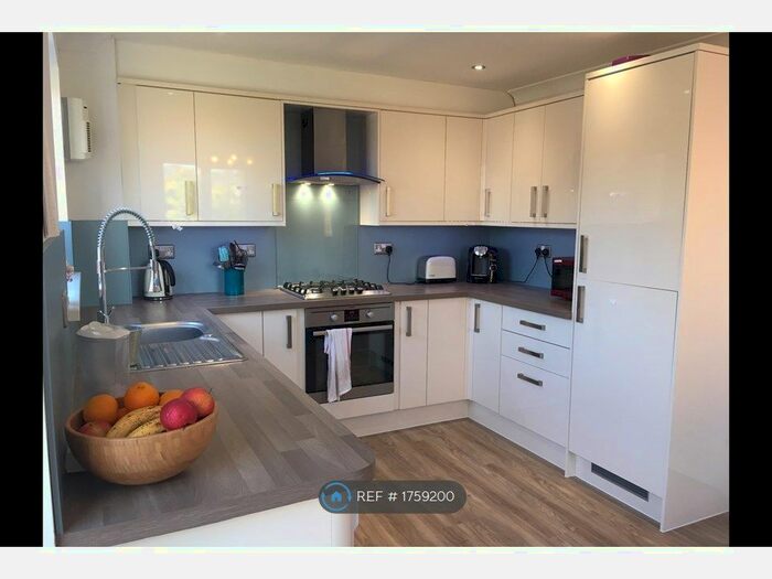 3 Bedroom Semi-Detached House To Rent In Old Dryburn Way, Durham, DH1