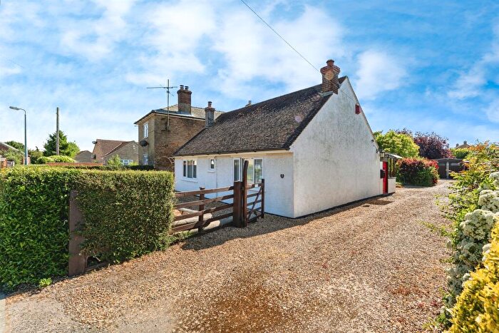 2 Bedroom Detached Bungalow For Sale In High Street, Manea, March, PE15