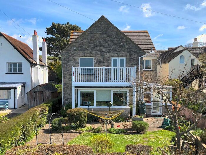 2 Bedroom Flat To Rent In East Street, Corfe Castle, BH20