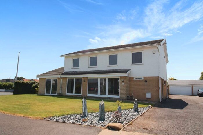 4 Bedroom Detached House For Sale In Penygroes, Groesfaen, Pontyclun, CF72