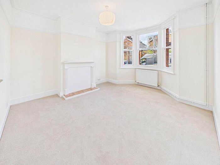 3 Bedroom Semi Detached House To Rent In Egmont Road, Tolworth, KT6