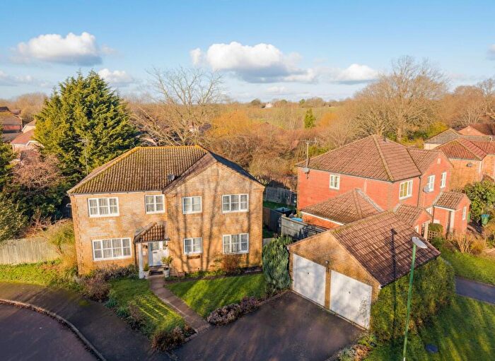 5 Bedroom Detached House For Sale In Badger Copse, Henfield, BN5