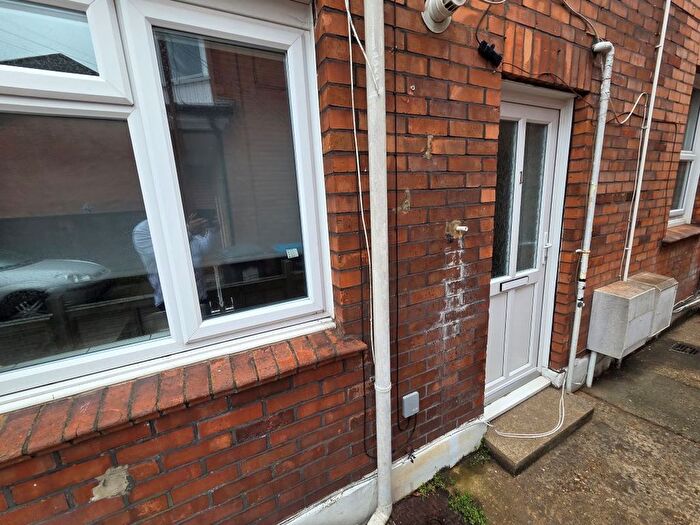 1 Bedroom Flat For Sale In Flat White Heather, St. Marys Road, Bournemouth, Dorset, BH1