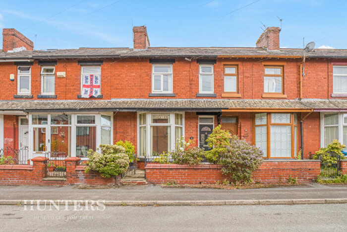 2 Bedroom Terraced House For Sale In Clovelly Avenue, Oldham, OL8