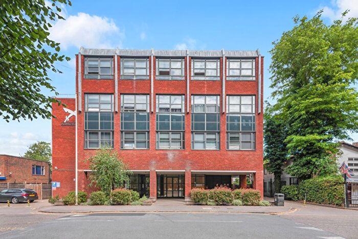 1 Bedroom Flat To Rent In Scimitar House, Eastern Road, Romford, Essex, RM1