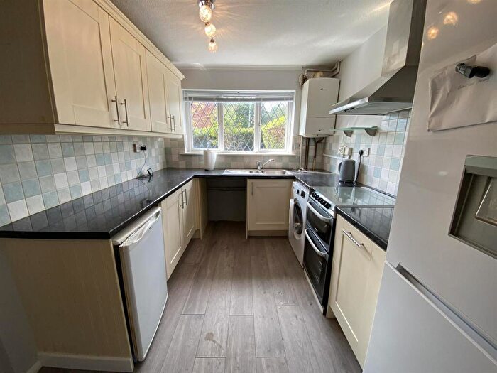 3 Bedroom End Of Terrace House To Rent In Fuller Street, Hendon, London, NW4