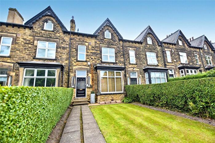 6 Bedroom Terraced House For Sale In Flats -, Park House, Street Lane, Leeds, West Yorkshire, LS8