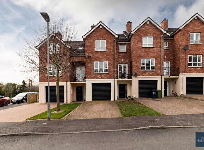 4 Bedroom TownHouse For Sale In Bocombra Hill, Portadown, BT63