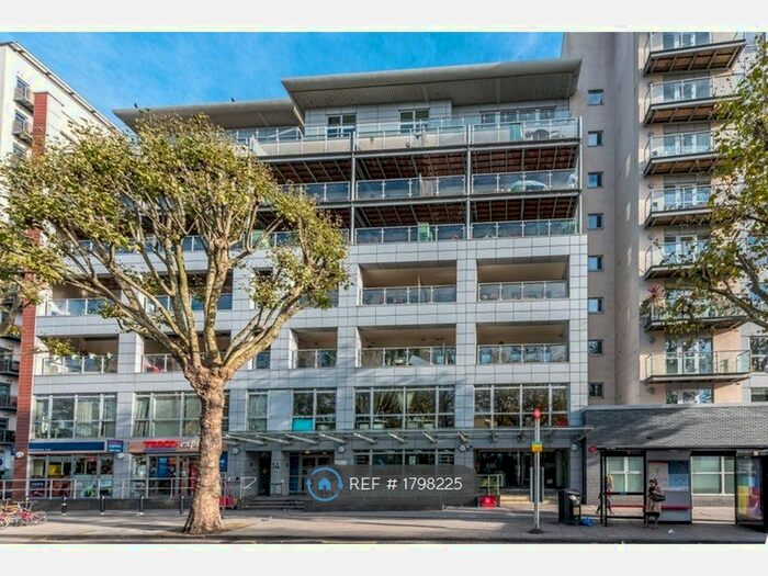 2 Bedroom Flat To Rent In Southgate Road, London, N1