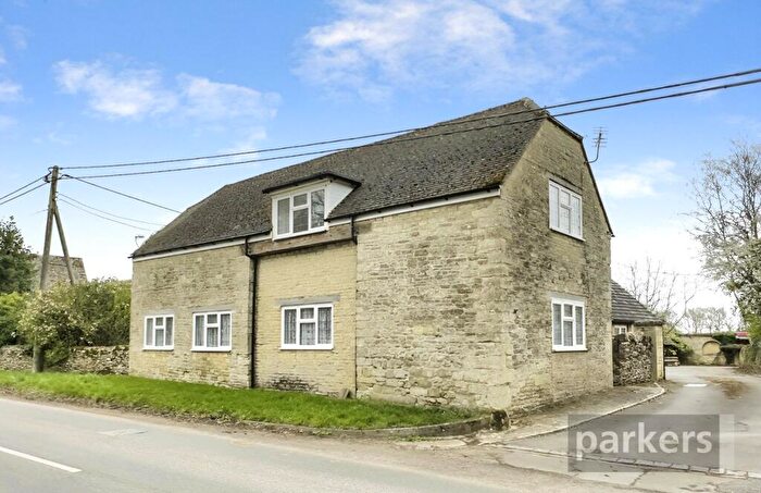 3 Bedroom Apartment To Rent In Hailey, Witney, Oxfordshire, OX29