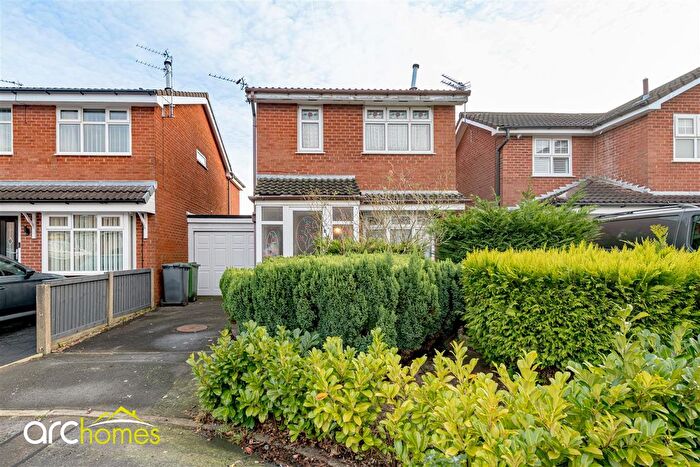 3 Bedroom Detached House For Sale In Lea View, Wigan, WN1