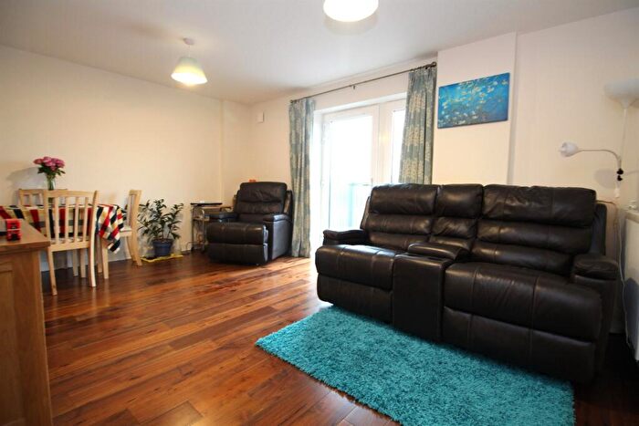 1 Bedroom Apartment To Rent In Fairthorn Road, SE7