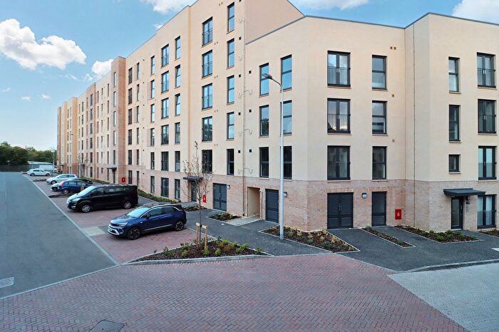 2 Bedroom Flat To Rent In Kilpatrick Grove, Edinburgh, EH6