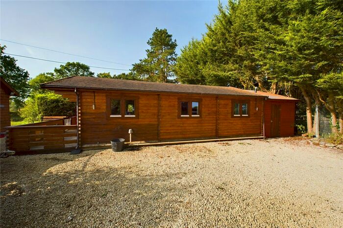 1 Bedroom Detached House To Rent In Haxted Road, Lingfield, Surrey, RH7