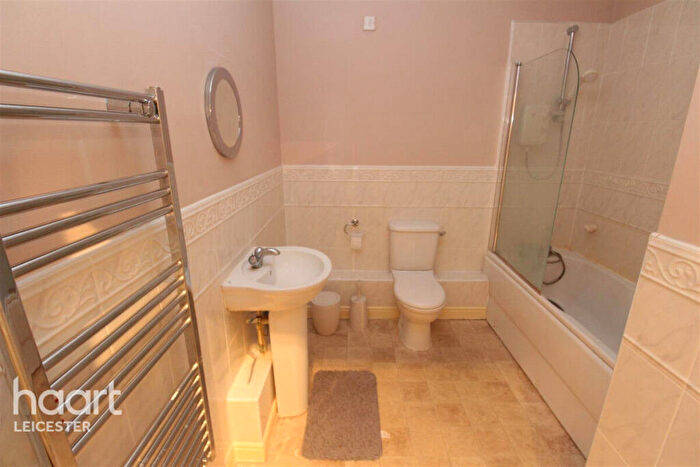 2 Bedroom Apartment To Rent In Stelle Way, Leicester, LE3