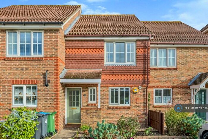 2 Bedroom Terraced House To Rent In Hornchurch Close, Kingston Upon Thames, KT2