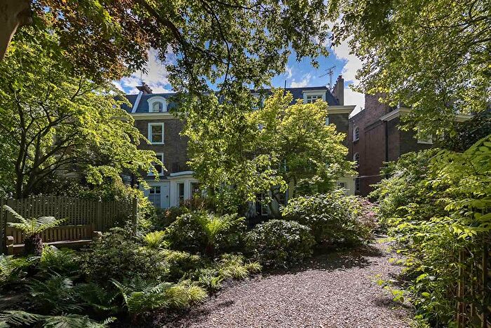 1 Bedroom Flat To Rent In Gledhow Gardens, London, SW5