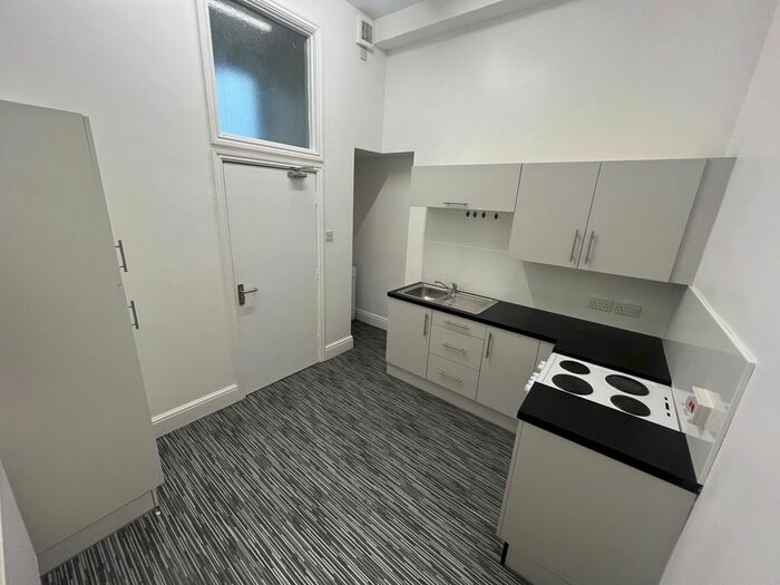 Studio To Rent In Beverley Road, Hull, HU5