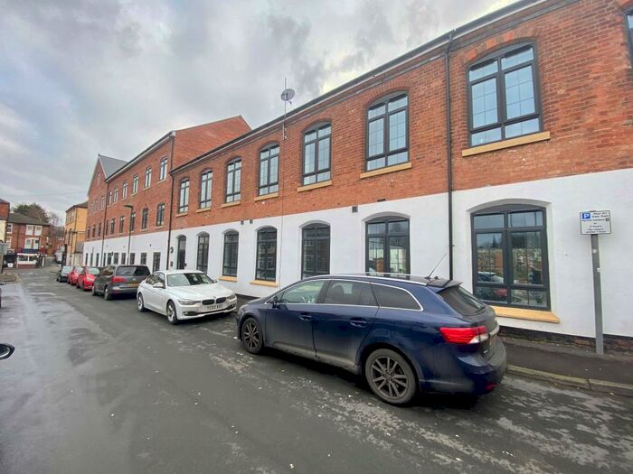 2 Bedroom Flat To Rent In Westbridge House, Holland Street, Radford, NG7