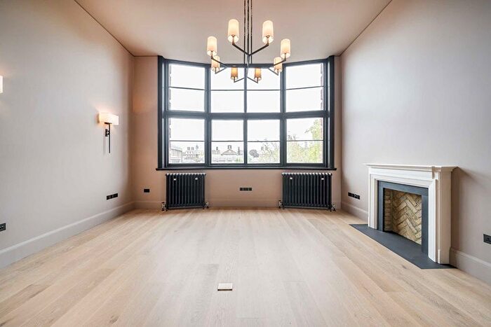 1 Bedroom Flat For Sale In Tite Street, Chelsea, SW3