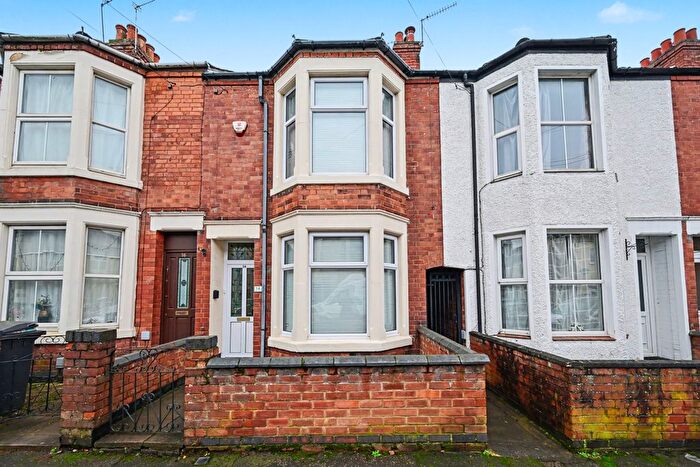 3 Bedroom Terraced House For Sale In Graham Road, Rugby, CV21