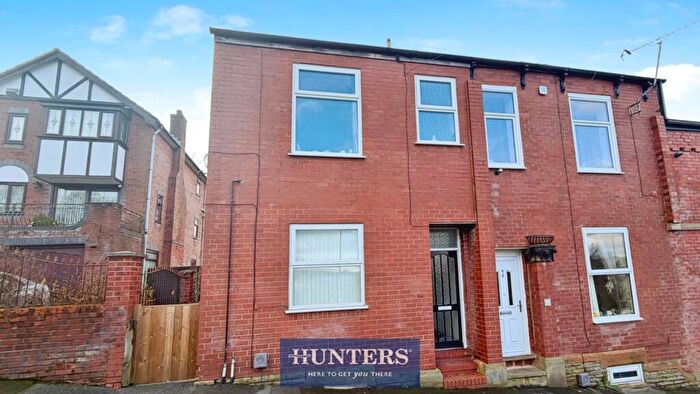 1 Bedroom Flat For Sale In Hough Hill Road, Stalybridge, SK15