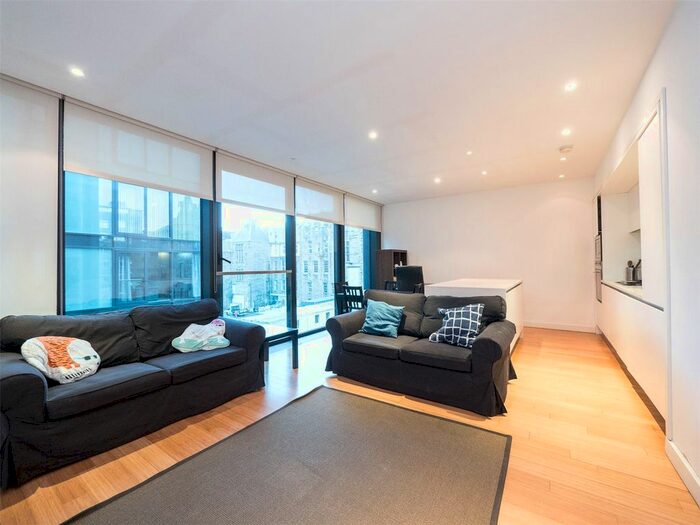 2 Bedroom Flat To Rent In Simpson Loan, Edinburgh, EH3