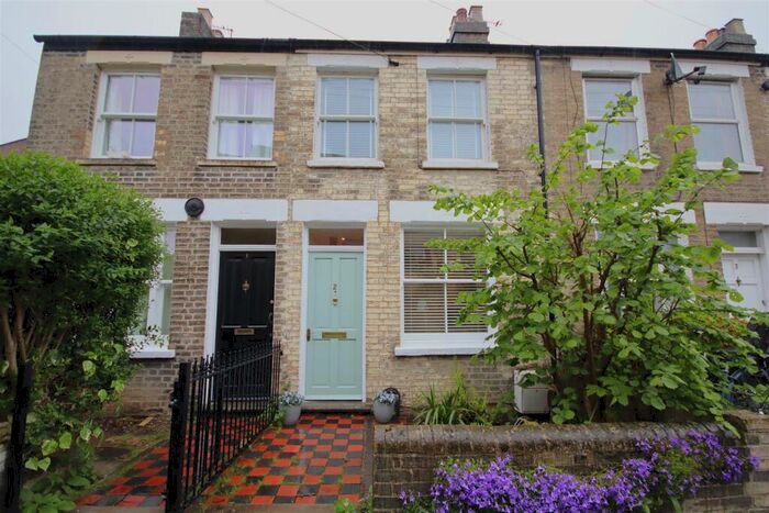 2 Bedroom House To Rent In Springfield Terrace, Cambridge, CB4