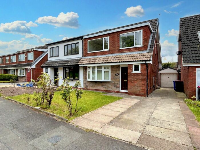 3 Bedroom Semi-Detached House To Rent In Leafield Drive, Worsley, M28