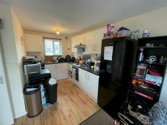 4 Bedroom House To Rent In Hinchcliffe, Orton Goldhay, Peterborough, PE2