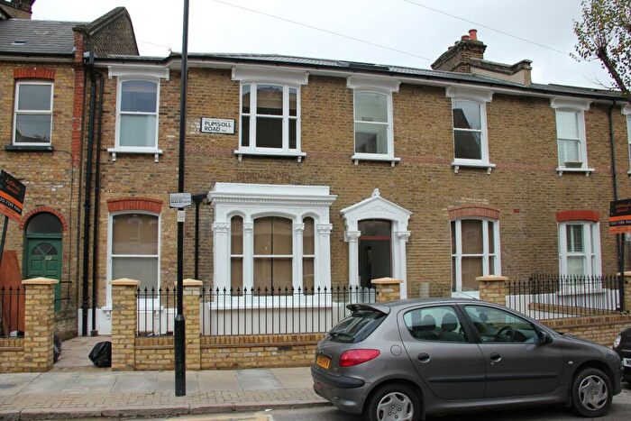3 Bedroom Flat To Rent In Plimsoll Road, London, N4
