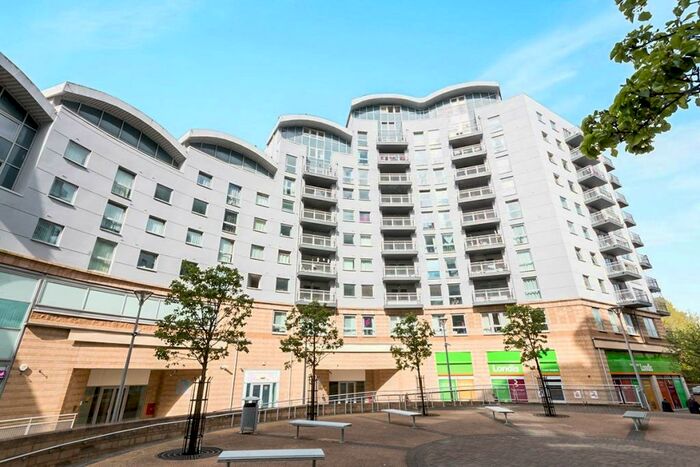 2 Bedroom Flat To Rent In Crown Heights Alencon Link, Basingstoke, Hampshire, RG21